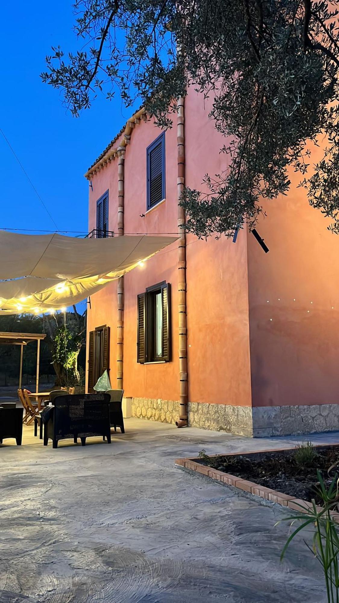 Il Giardino Del Tempio Bed & Breakfast Agrigento Bagian luar foto