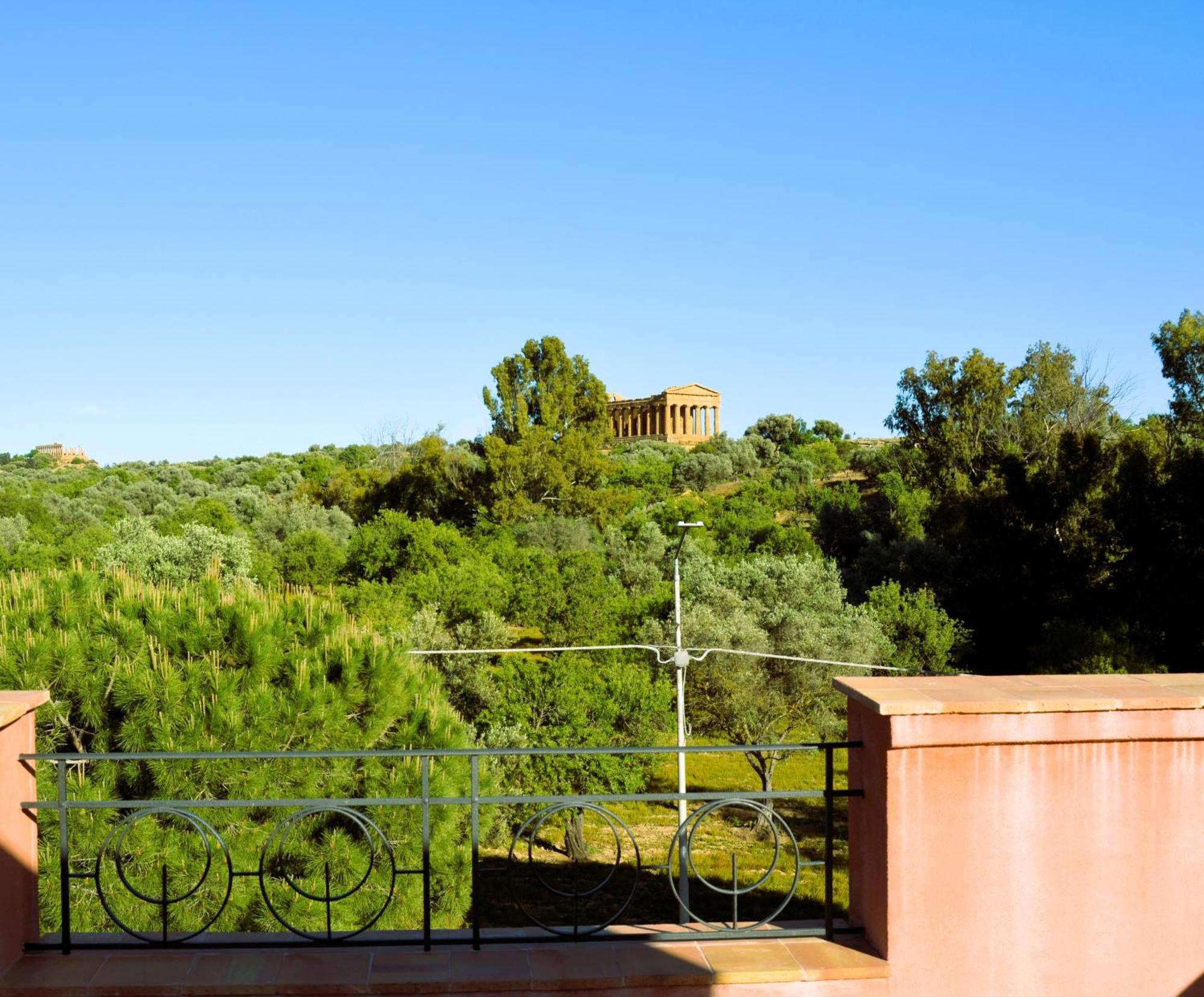 Il Giardino Del Tempio Bed & Breakfast Agrigento Bagian luar foto