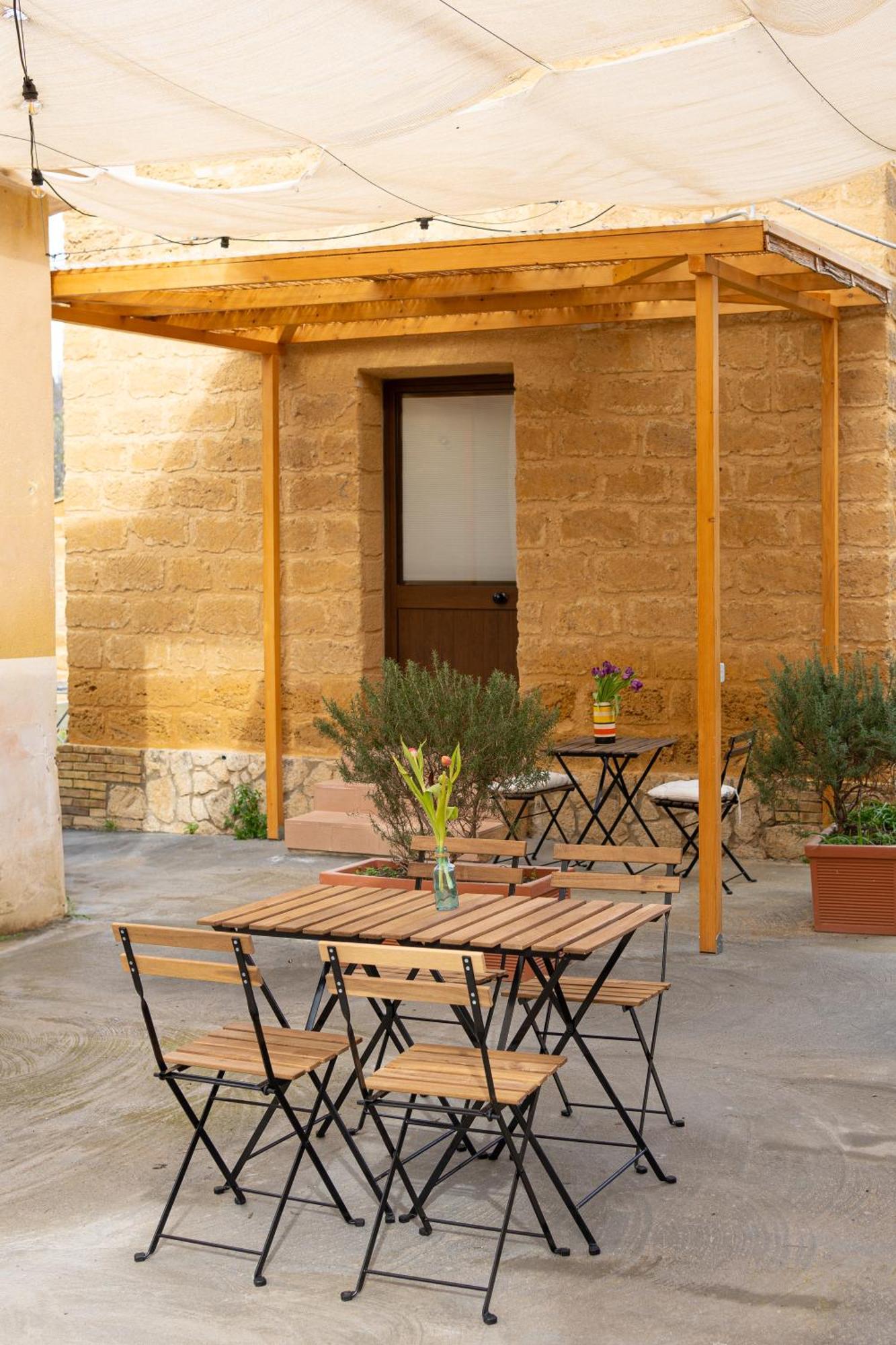 Il Giardino Del Tempio Bed & Breakfast Agrigento Bagian luar foto